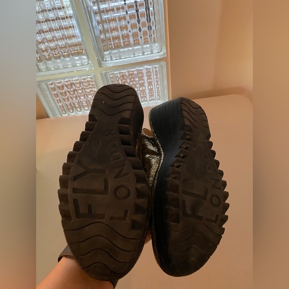 Fly London sandals, size 6 - Picture 4 of 7